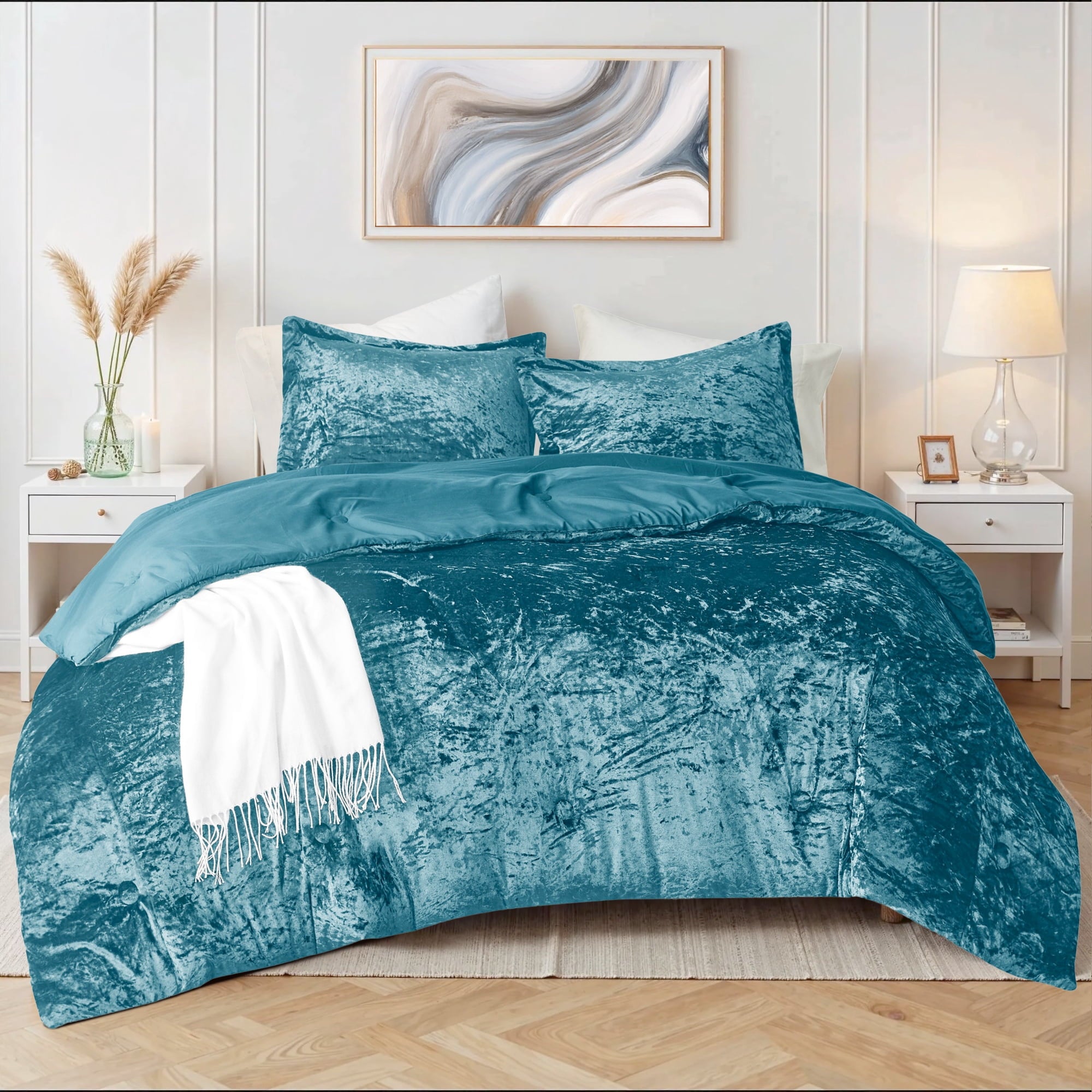 Regency Heights Fullqueen Cozy Velvet Comforter Sets